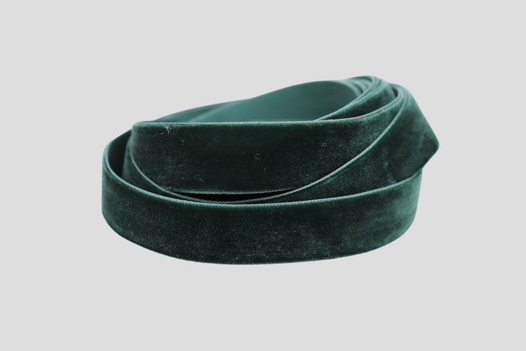 forest green velvet ribbon christmas luxury